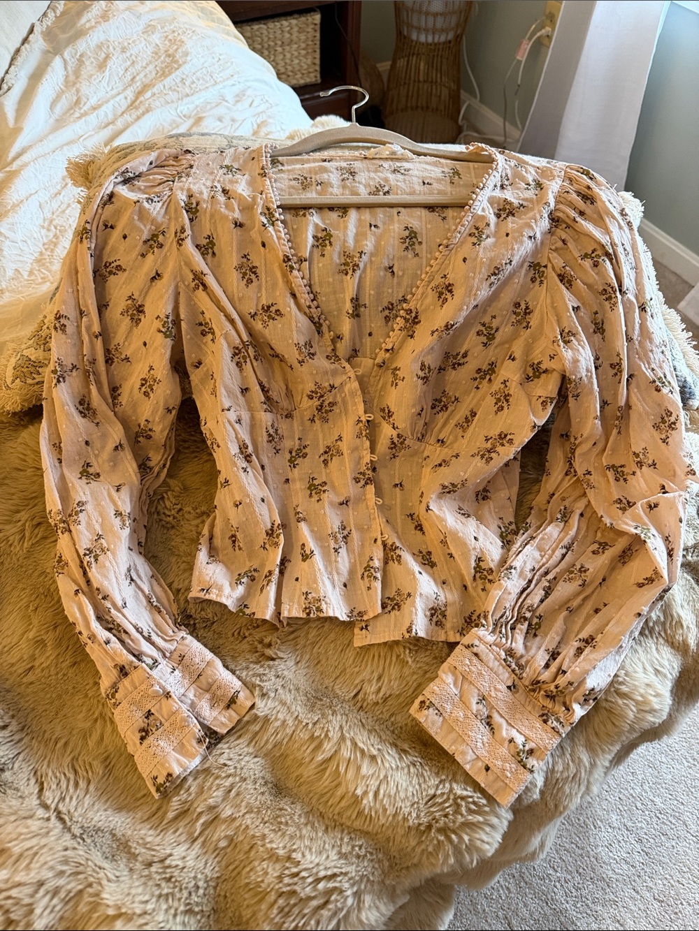 Blu Pepper Peach Floral Button-Front Puff Sleeve Blouse